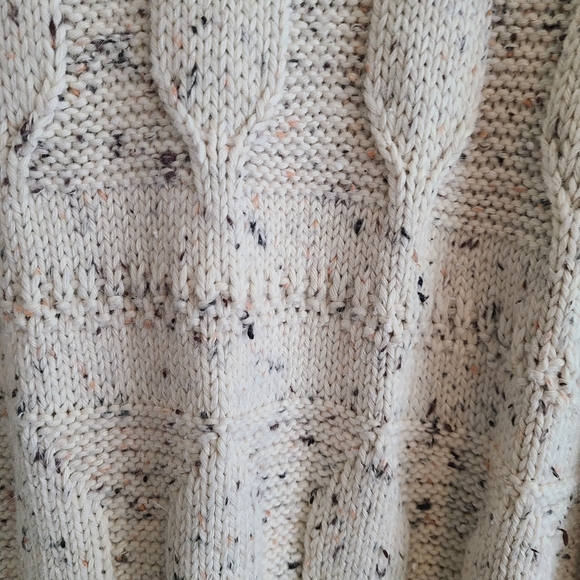 Nicholas Speckled Cream Cable Knit Sweater. Size XS - Picture 3 of 7